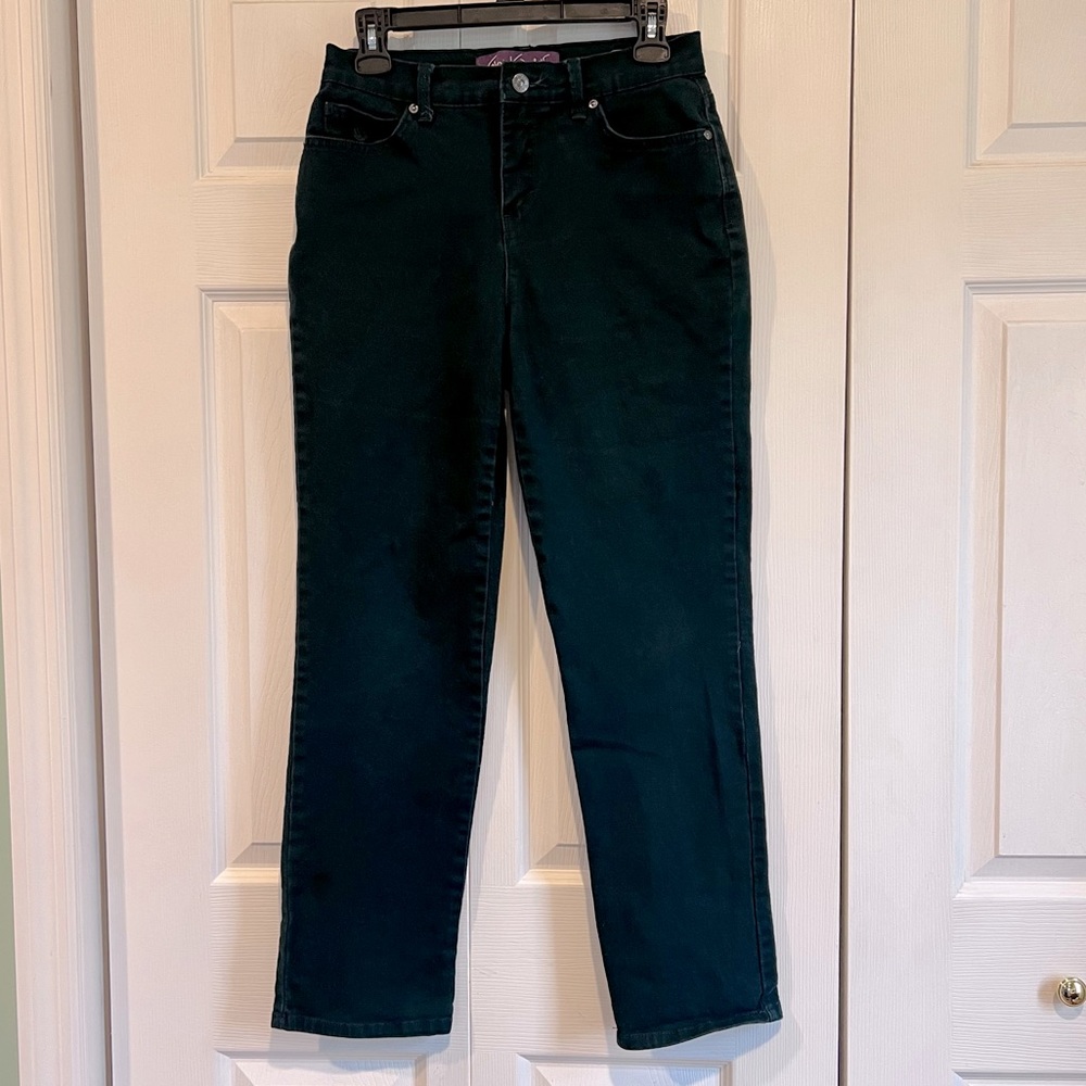 🍊 Gloria Vanderbilt Amanda Hunter Green Denim Jeans - size 4